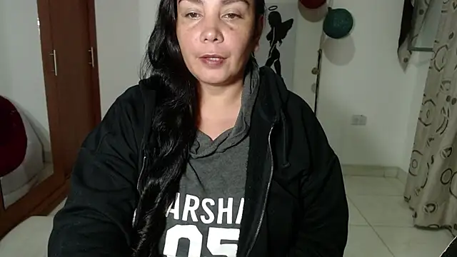 Vivian milf paint online show from October 1, 4:06 am