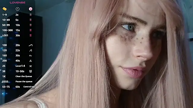 PieraMarch online show from October 15, 7:05 pm