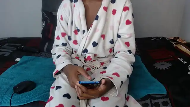 Snapshot of shy-lillyX22 chatting on September 30, 5:24 am shy-lillyX22 online show from September 30, 5:24 am