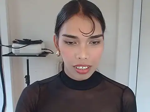angelaxmonroe online show from June 4, 4:50 am