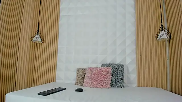 Snapshot of Antonella00_ chatting on October 15, 5:26 pm Antonella00  online show from October 15, 5:26 pm