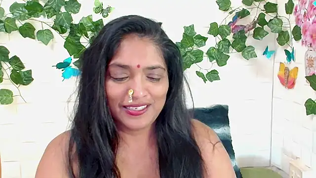 Snapshot of IndiaBlackPanther chatting on October 16, 7:49 pm IndiaBlackPanther online show from October 16, 7:49 pm