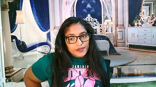 Snapshot of IndiaBlackPanther chatting on October 17, 7:50 pm IndiaBlackPanther online show from October 17, 7:50 pm