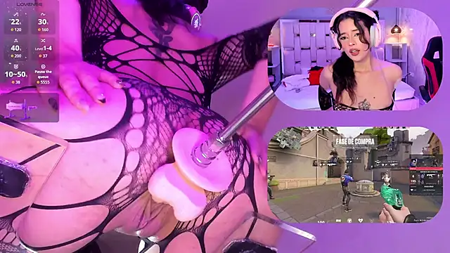 Snapshot of EvelynLips_ chatting on October 5, 4:50 am EvelynLips online show from October 5, 4:50 am