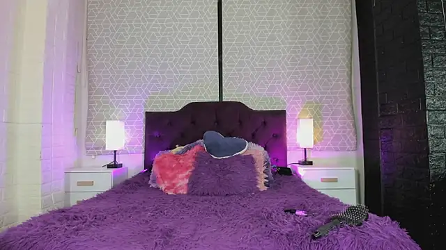 Zamara Kleii online show from October 30, 5:54 am