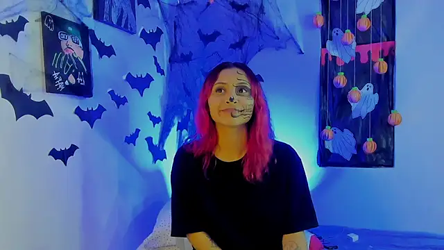 melissa noirr online show from October 8, 5:45 am