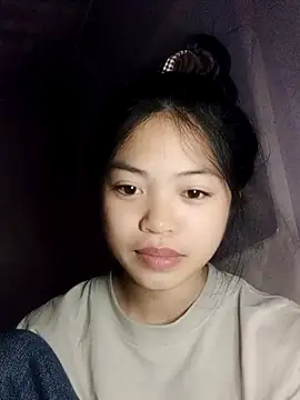 Thy00   online show from December 19, 3:37 pm