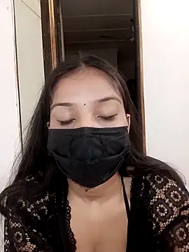 Snapshot of Cute_Rakhi8 chatting on October 18, 6:38 am Cute Rakhi8 online show from October 18, 6:38 am