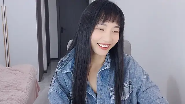 Lisa-3333 online show from January 10, 2:22 pm