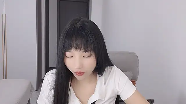 Snapshot of Lisa-3333 chatting on September 8, 2:16 pm Lisa-3333 online show from September 8, 2:16 pm