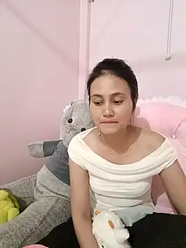 Snapshot of Jun-Mzzz chatting on October 20, 6:05 am Jun-Mzzz online show from October 20, 6:05 am