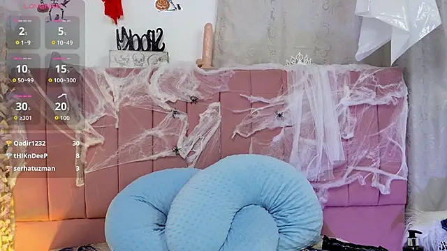 Snapshot of sukilove18 chatting on October 29, 11:18 pm sukilove18 online show from October 29, 11:18 pm