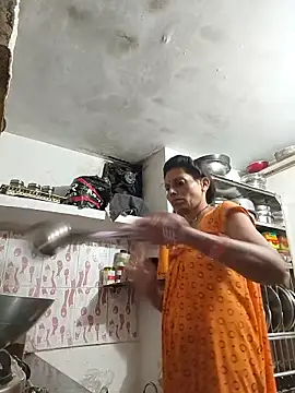 ISHANI-SINGH online show from October 4, 2:22 pm