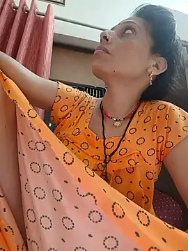 ISHANI-SINGH online show from July 3, 1:06 pm