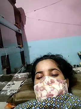 Snapshot of Cut_ragni chatting on September 19, 10:58 am Cut ragni online show from September 19, 10:58 am