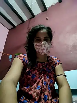 Snapshot of Cut_ragni chatting on September 15, 10:34 am Cut ragni online show from September 15, 10:34 am