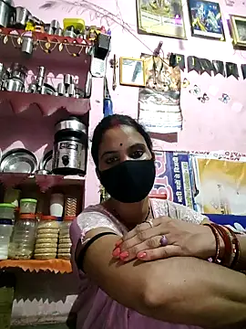 Snapshot of Cut_ragni chatting on September 13, 5:43 pm Cut ragni online show from September 13, 5:43 pm