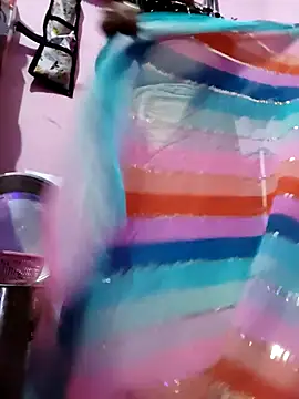 Snapshot of Cut_ragni chatting on October 22, 4:56 pm Cut ragni online show from October 22, 4:56 pm