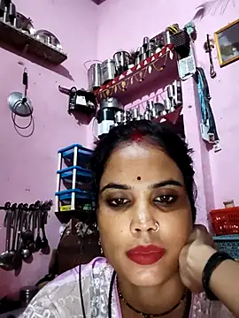 Snapshot of Cut_ragni chatting on October 6, 5:40 pm Cut ragni online show from October 6, 5:40 pm