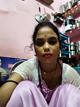 Snapshot of Cut_ragni chatting on October 3, 6:24 pm Cut ragni online show from October 3, 6:24 pm