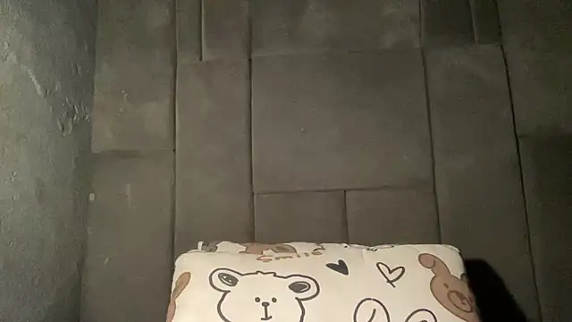 Claudia Johnson online show from October 3, 11:15 am