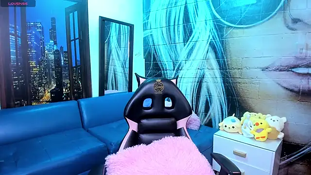 Giaa rossi online show from December 15, 2:11 pm