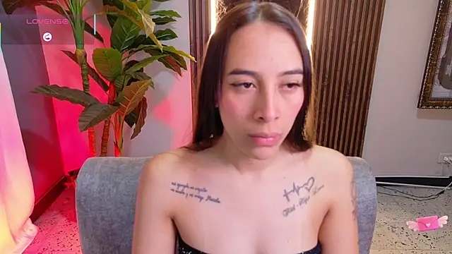 Snapshot of saori_katusmi chatting on September 30, 1:06 pm saori katusmi online show from September 30, 1:06 pm