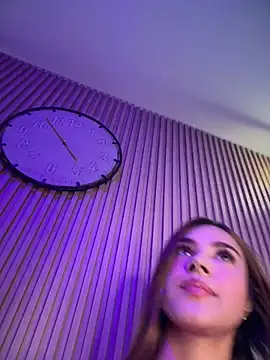 Natalia vidal online show from April 17, 9:50 pm