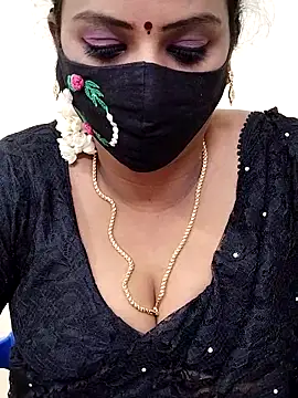 yoga-mithraa online show from November 13, 5:23 pm