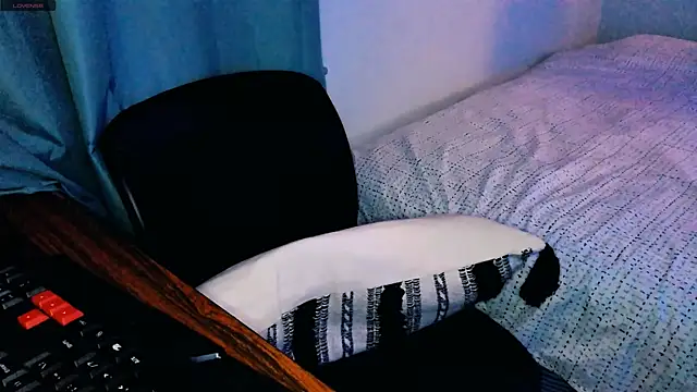 ChaosVictoria online show from August 5, 1:01 am