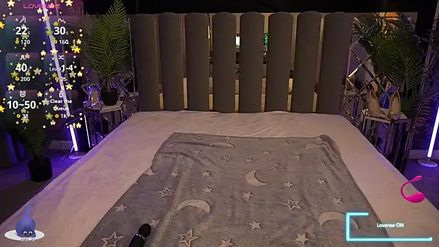 Sun Kitty  online show from October 10, 6:51 am