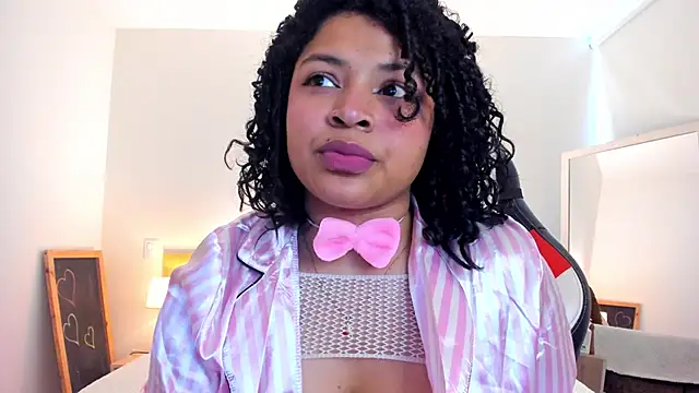 Dakota Mars online show from December 4, 7:58 pm