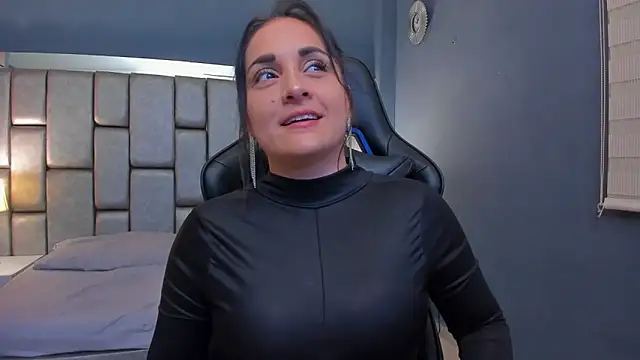 Cata Joness online show from October 22, 5:23 am