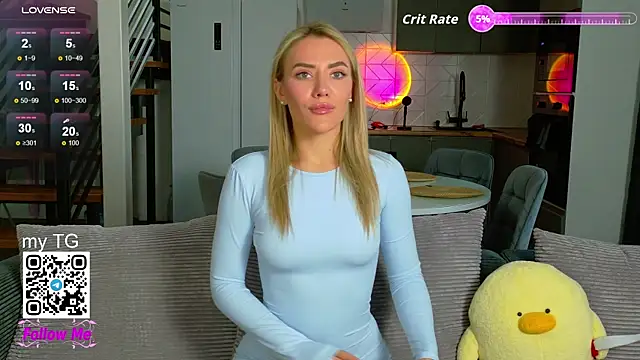 Snapshot of HoneyJohansson chatting on September 11, 3:23 pm HoneyJohansson online show from September 11, 3:23 pm