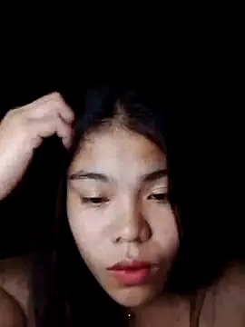 Snapshot of cloe_candy19 chatting on October 23, 2:12 pm cloe candy19 online show from October 23, 2:12 pm