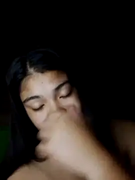 Snapshot of cloe_candy19 chatting on October 24, 3:19 pm cloe candy19 online show from October 24, 3:19 pm