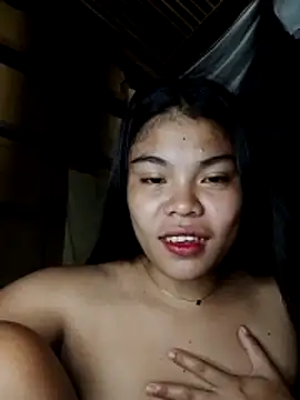 Snapshot of cloe_candy19 chatting on October 16, 1:58 pm cloe candy19 online show from October 16, 1:58 pm