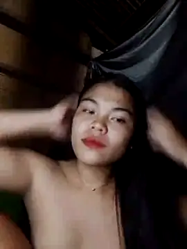 Snapshot of cloe_candy19 chatting on October 17, 3:26 pm cloe candy19 online show from October 17, 3:26 pm