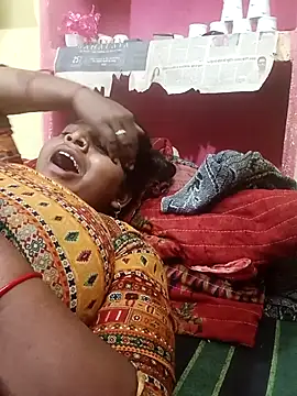 Hot crety online show from April 24, 4:21 pm