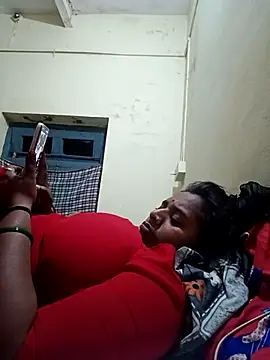 Hot crety online show from December 5, 7:59 pm