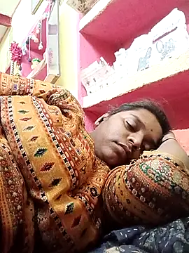 Hot crety online show from June 7, 6:48 pm