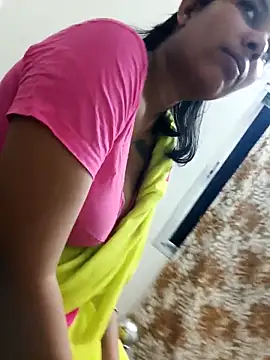 Hotty-Moni online show from September 15, 8:49 pm
