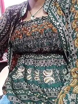 Snapshot of BILLO-RANI67 chatting on October 10, 9:03 am BILLO-RANI67 online show from October 10, 9:03 am