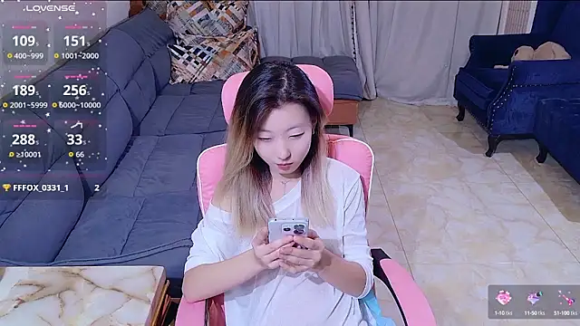 Deserve E online show from October 2, 12:10 pm