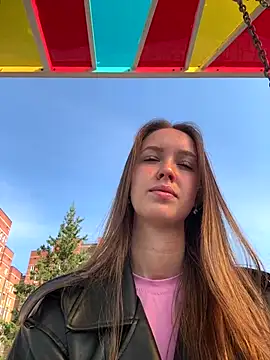 ElliRose online show from September 23, 6:33 am