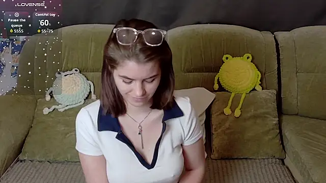 ElzaBlis online show from March 11, 1:14 pm