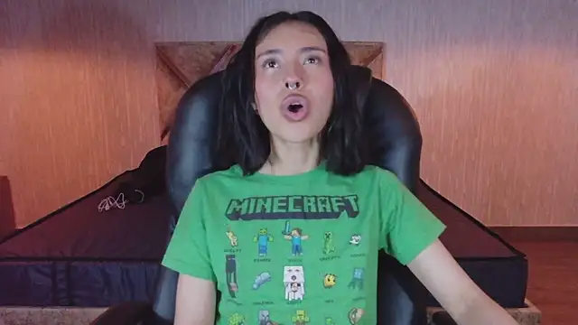  mavis2 online show from October 28, 8:46 pm