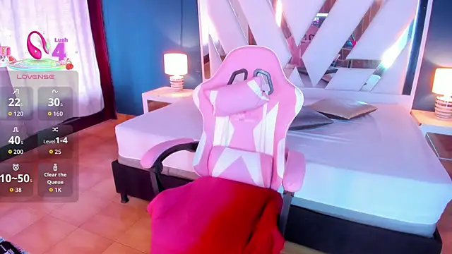 Snapshot of mia_kinky1 chatting on September 29, 6:13 pm mia kinky1 online show from September 29, 6:13 pm