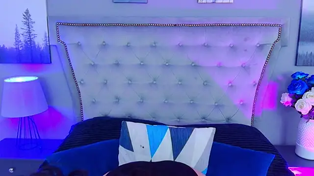 Scarlett Blaze1 online show from September 28, 1:27 pm