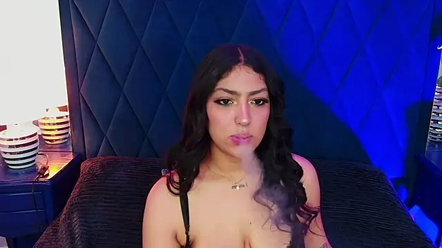 Snapshot of Scarlett_Blaze1 chatting on September 10, 4:51 pm Scarlett Blaze1 online show from September 10, 4:51 pm